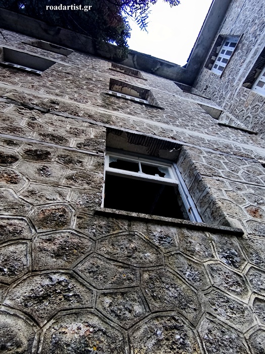 Εγκαταλελειμμένο ξενοδοχείο Θεοξενια