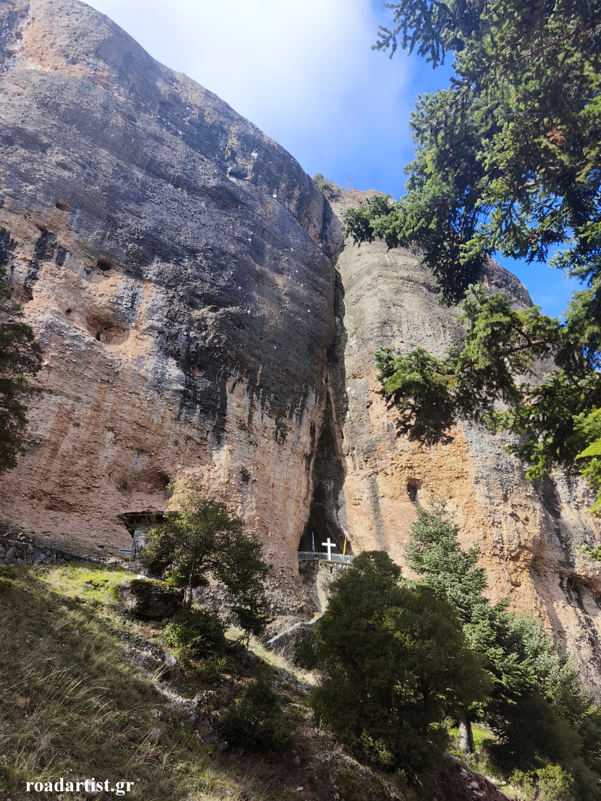 Η Παναγία του Βράχου. Μαγικό σημείο. Φεύγοντας ρίχνοντας πίσω μια τελευταία ματιά.