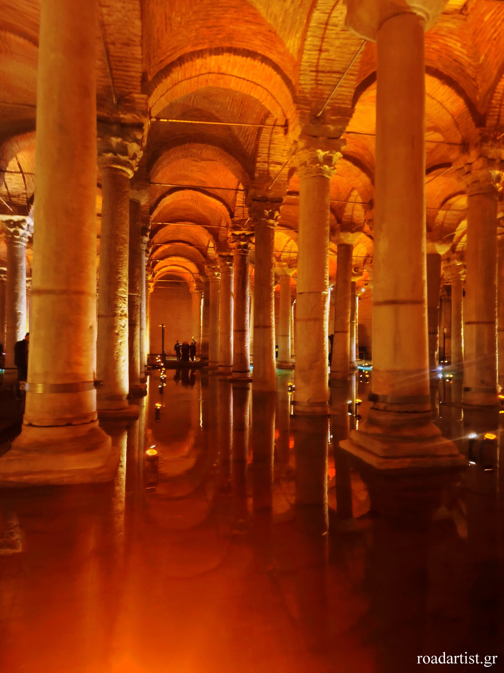 Λόγω της εκπληκτικής ακουστικής,, στο χώρο σήμερα γίνονται μουσικά κοντσέρτα.