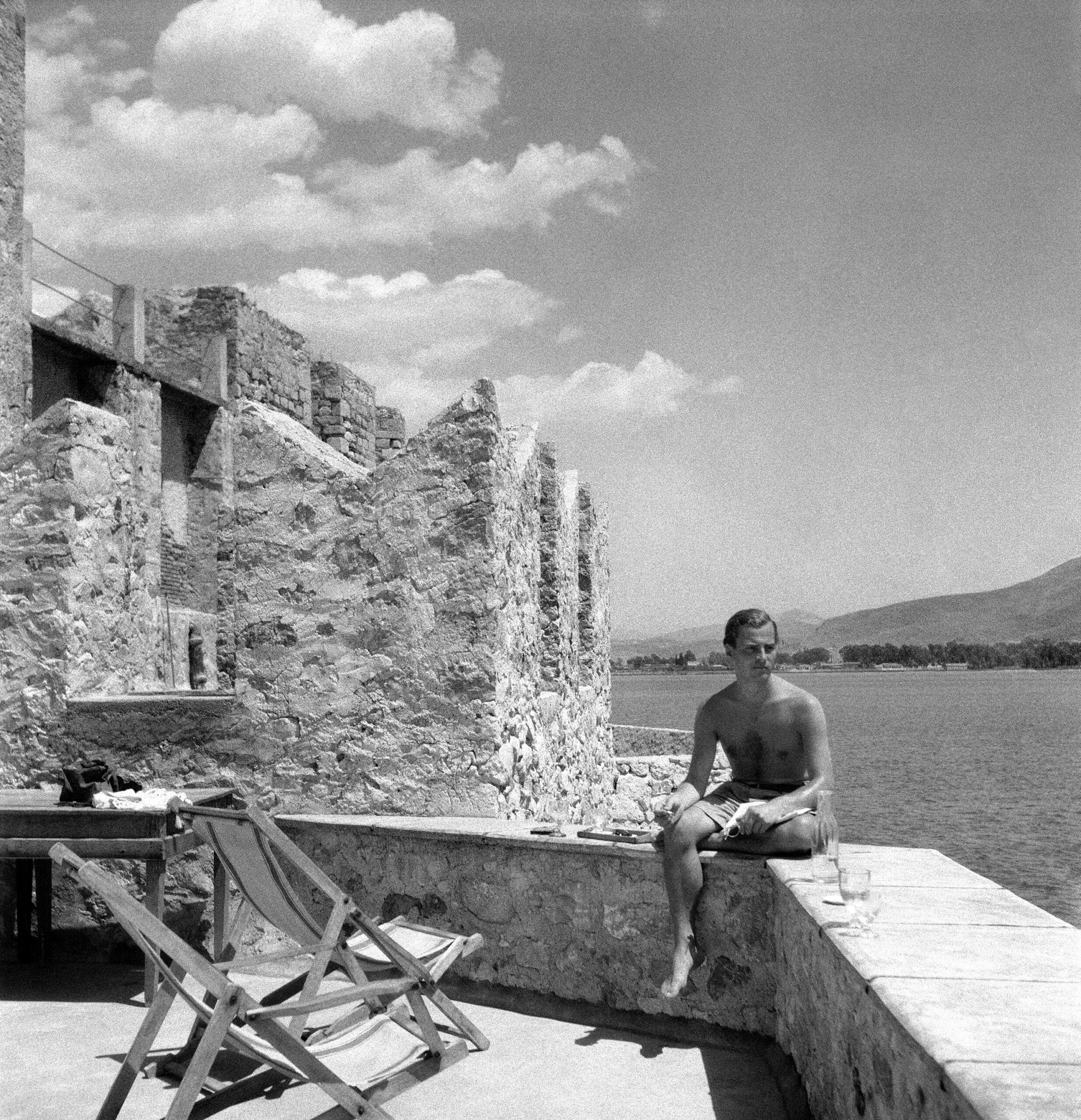 Βλέμμα στον κόσμο. Οι φωτογραφίες της Joan Leigh Fermor - Ο Patrick Leigh Fermor στο Ναύπλιο.